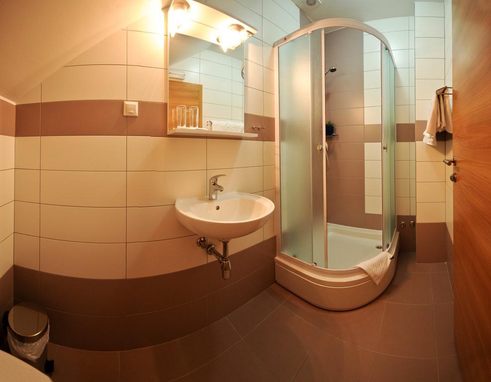 Rooms Jana Slunj Luaran gambar