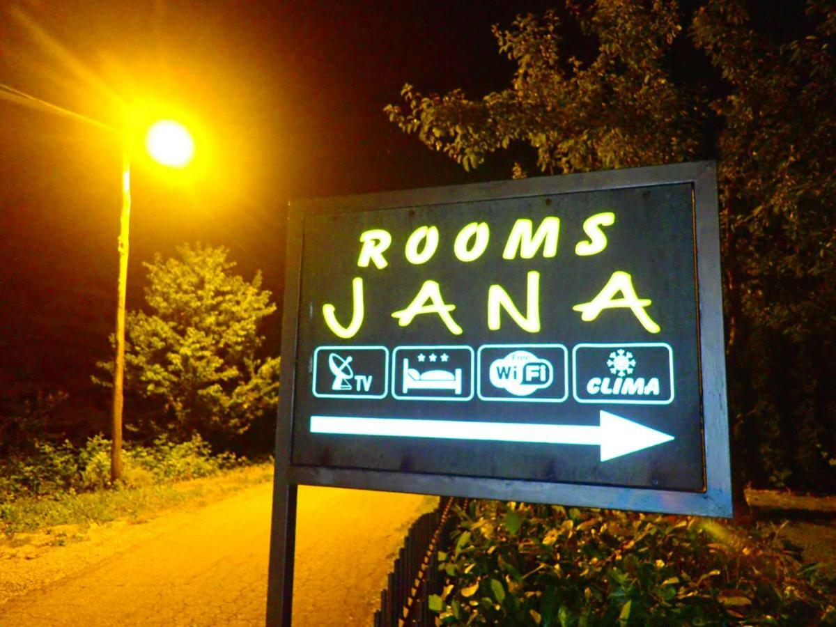 Rooms Jana Slunj Luaran gambar