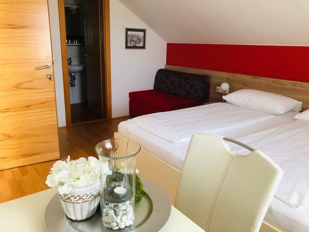 Rooms Jana Slunj Luaran gambar