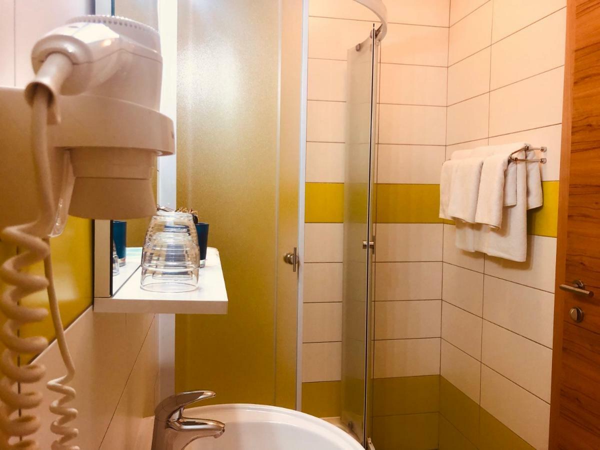 Rooms Jana Slunj Luaran gambar